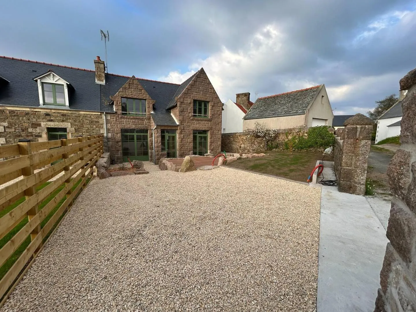 Ti Nevez - Elegante Maison En Granit Ploumanach Perros-Guirec