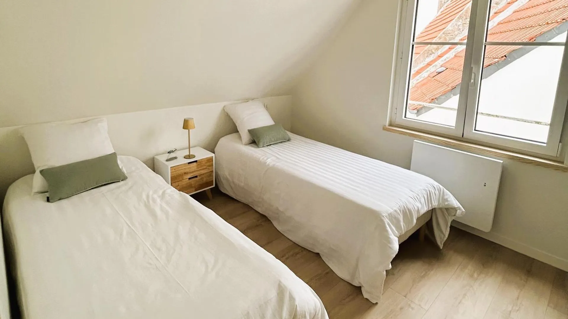 Ti Nevez - Elegante Maison En Granit Ploumanach Perros-Guirec
